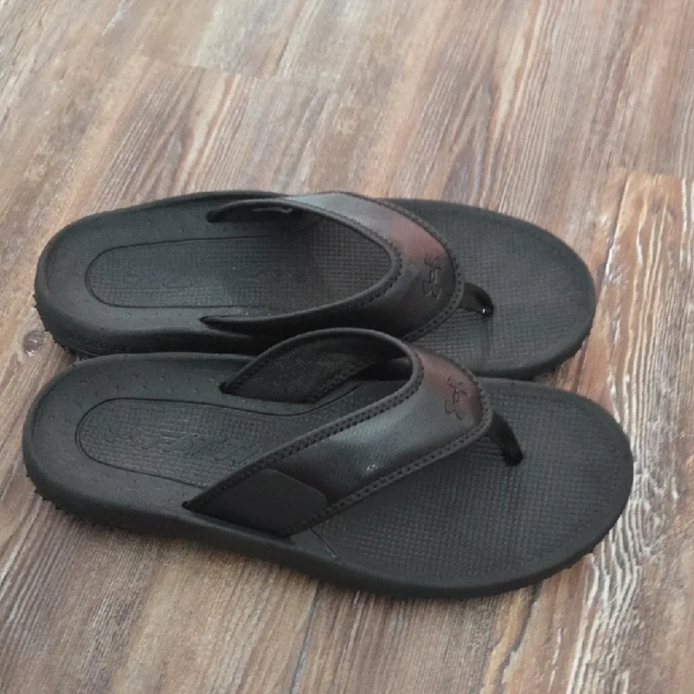 Under Armour Black Flip-Flops for Men - Picture 5 of 6